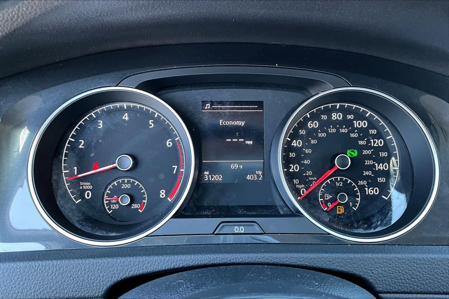 Used 2019 Volkswagen Golf S image 26