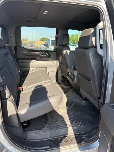 Used 2025 Chevrolet Silverado 1500 LT Trail Boss w/ Convenience Package II AWD/4WD image 22