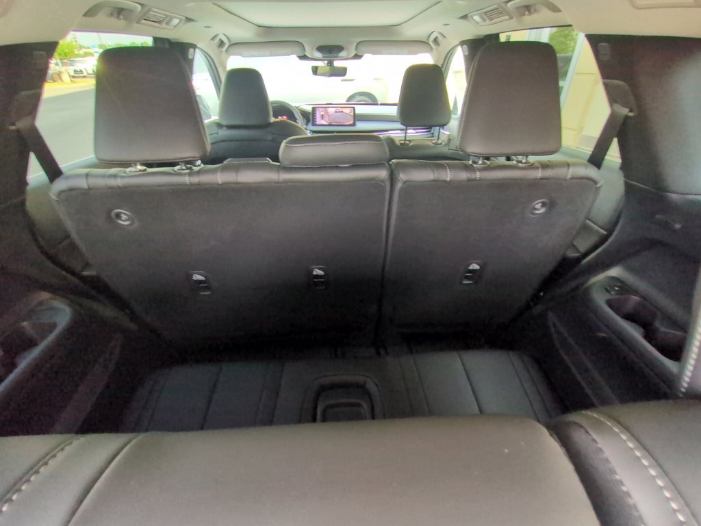 New 2027 INFINITI QX60 Luxe w/ Cargo Package AWD/4WD image 32