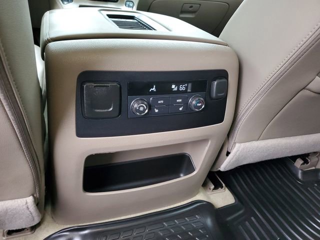 Used 2017 GMC Yukon SLT RWD image 15