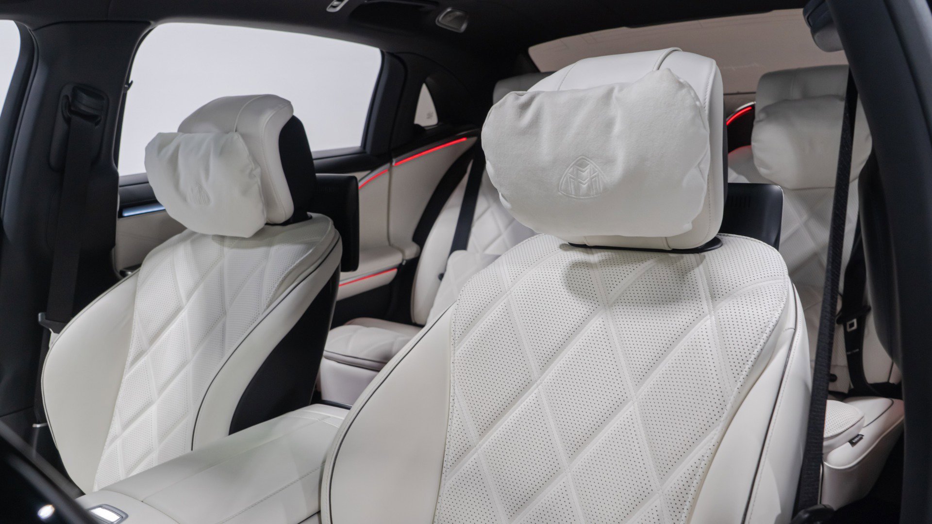 Used 2024 Mercedes-Benz Maybach S 680 4MATIC image 38