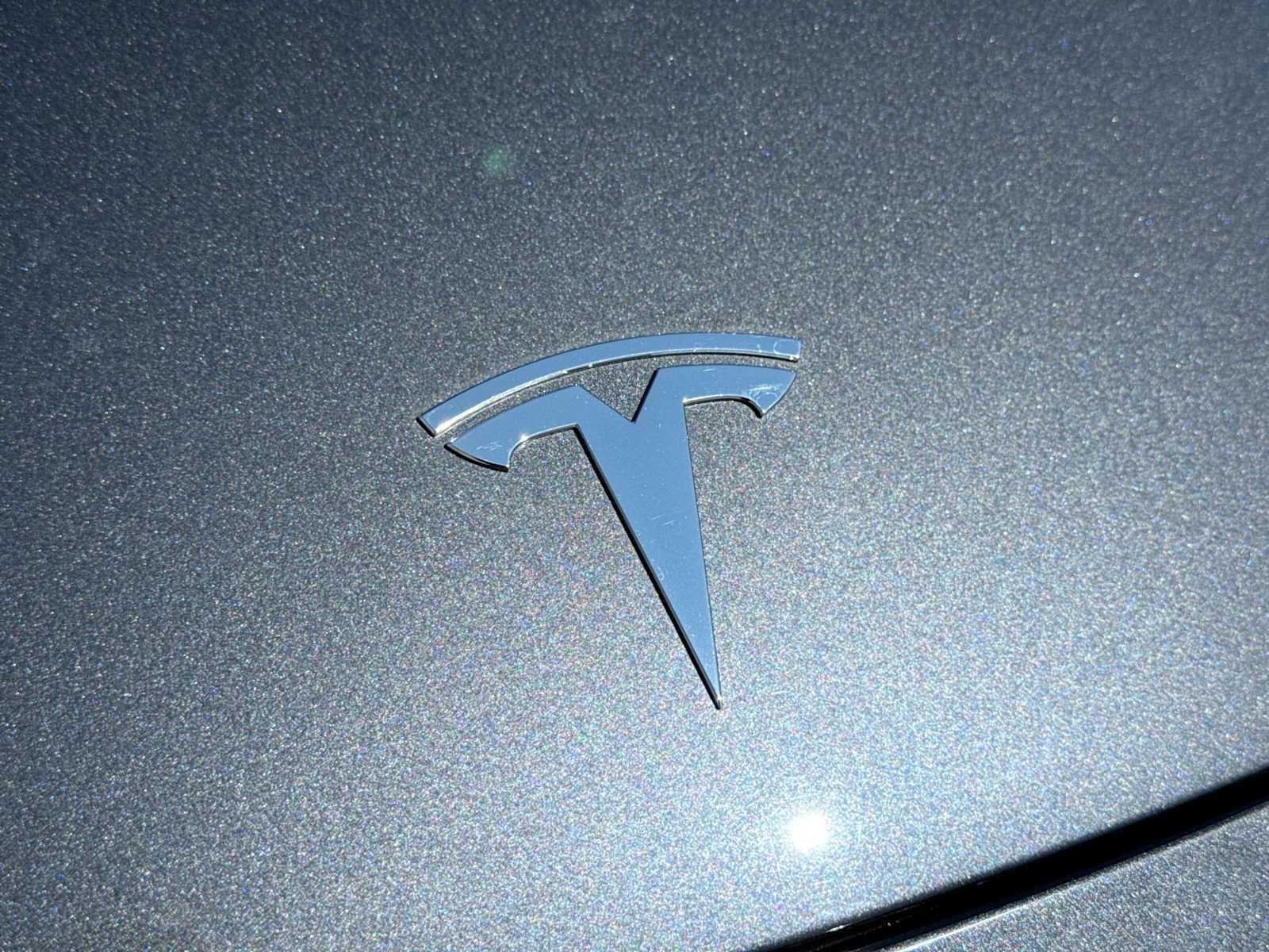 Used 2024 Tesla Model Y Long Range AWD/4WD image 11