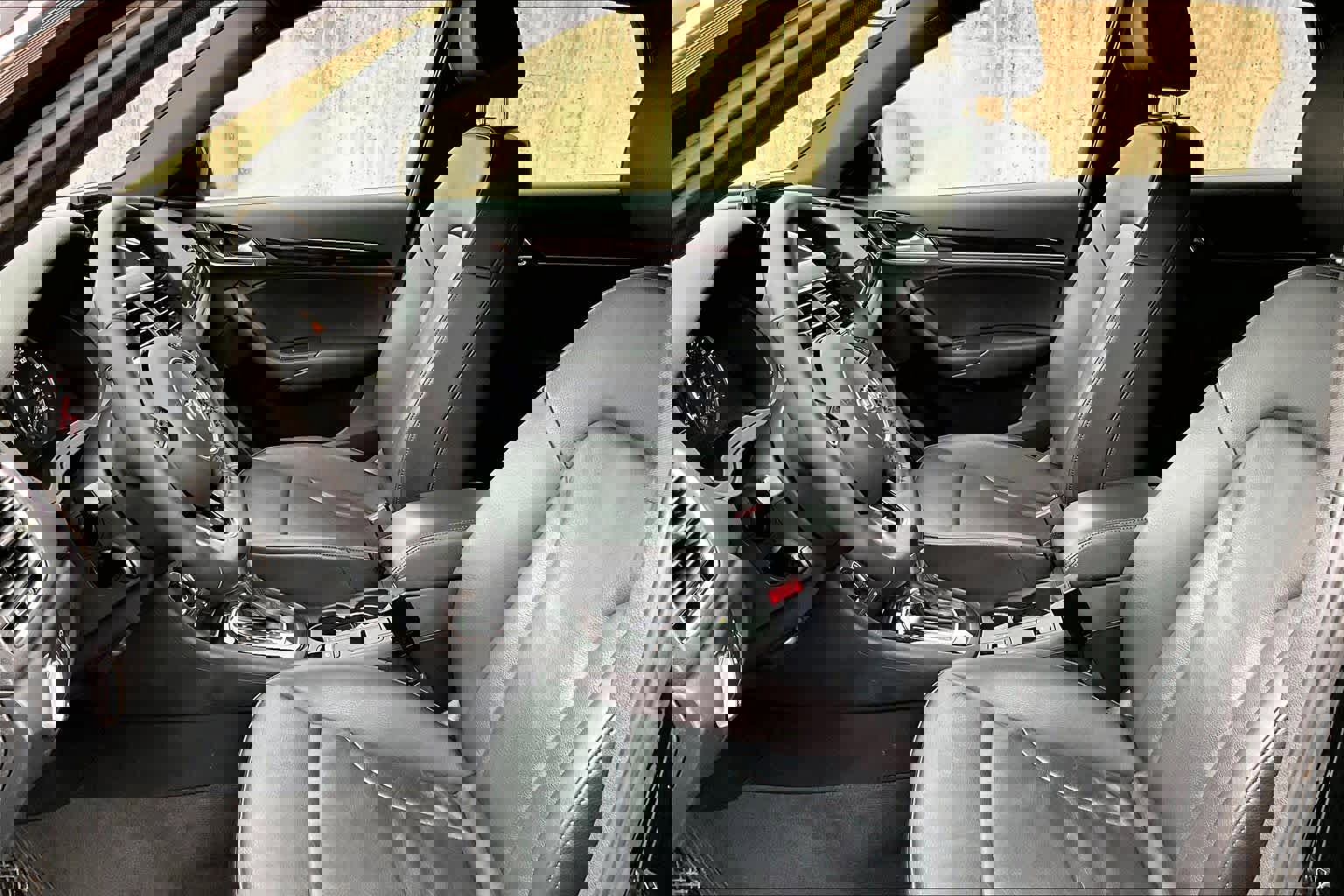 Used 2016 Audi Q3 2.0T Premium Plus w/ Technology Package AWD/4WD image 10