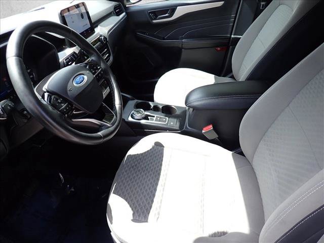 Used 2022 Ford Escape SE w/ Cold Weather Package AWD/4WD image 11