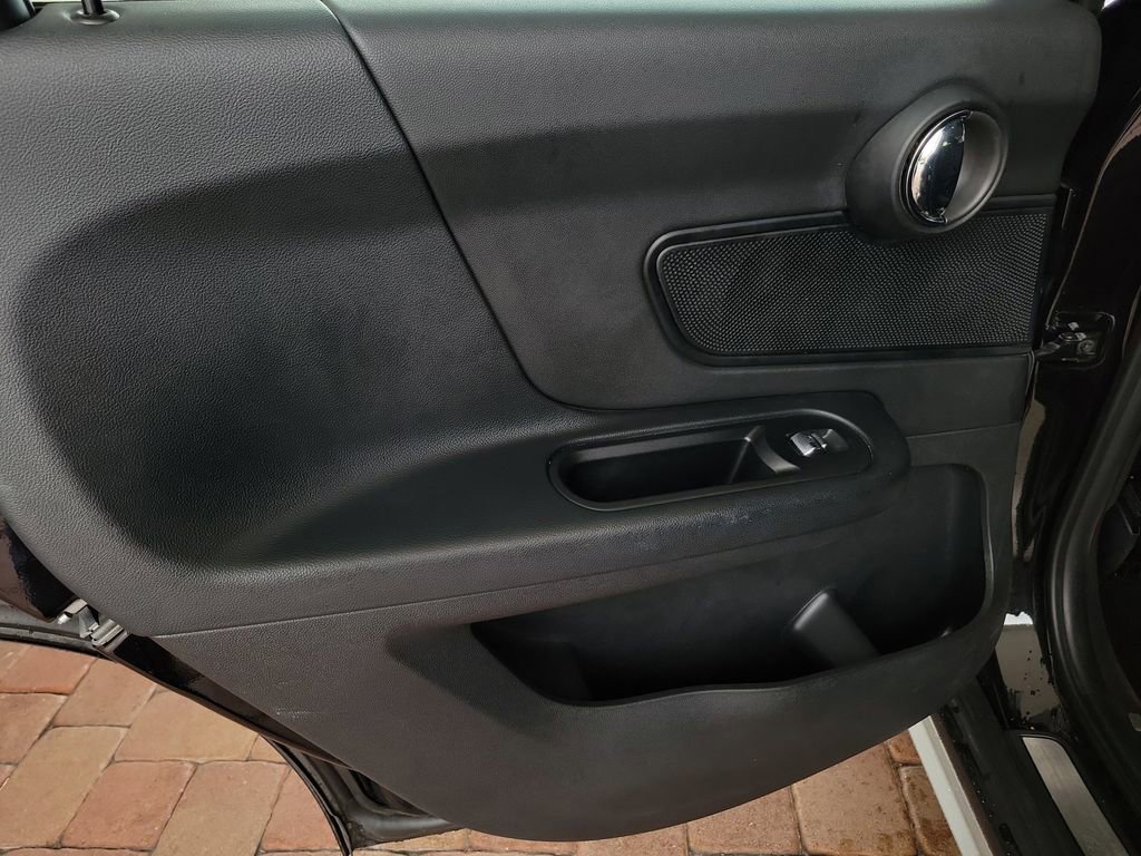 Used 2019 MINI Cooper Countryman FWD image 10