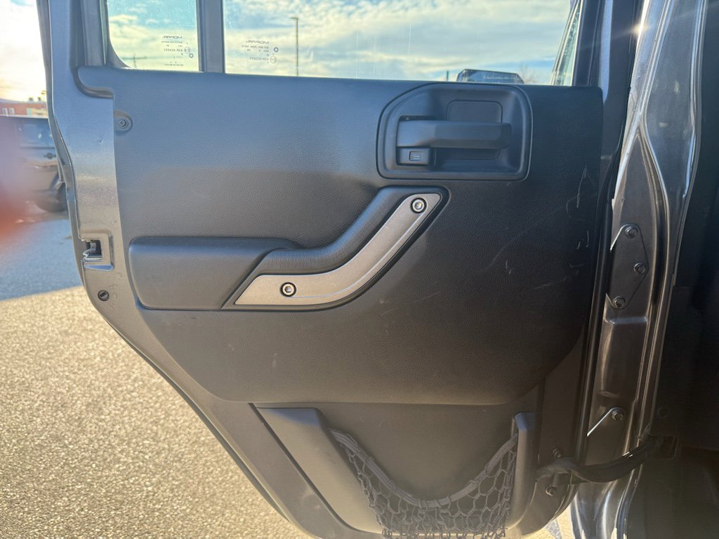Used 2016 Jeep Wrangler Unlimited Sport AWD/4WD image 14