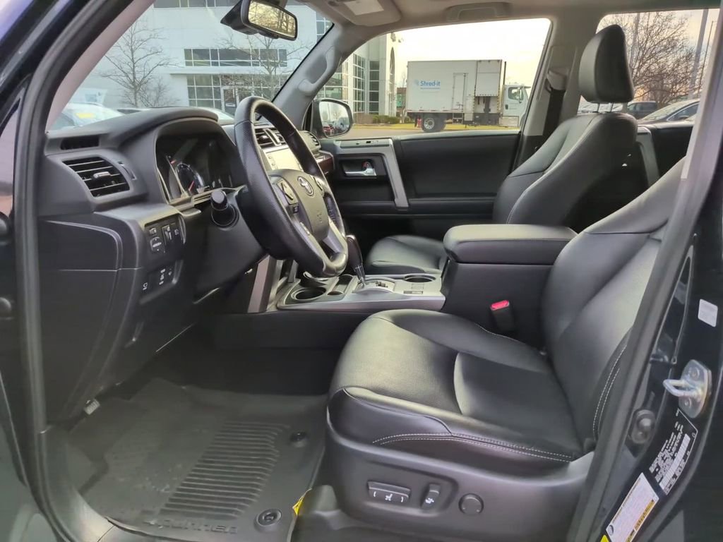 Used 2023 Toyota 4Runner Limited image 22