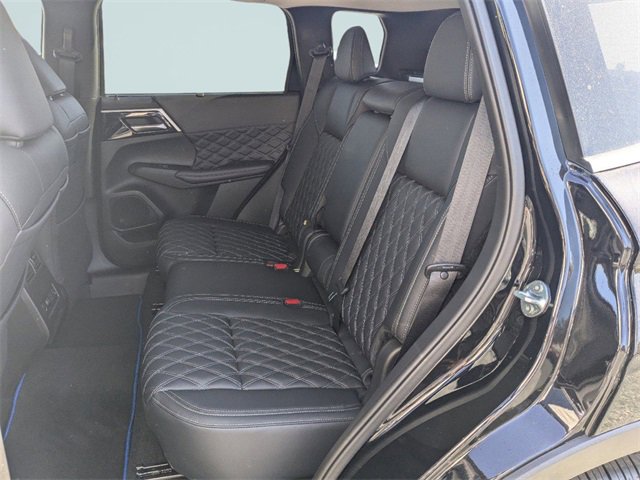 New 2025 Mitsubishi Outlander SEL image 13