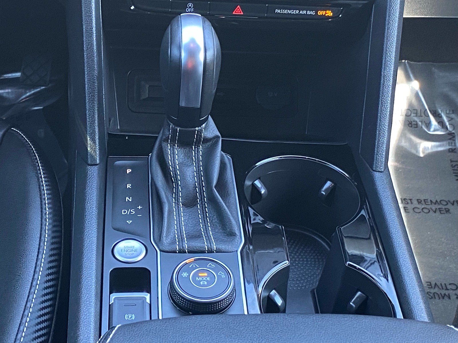 Certified 2023 Volkswagen Atlas Cross Sport SE AWD/4WD image 10