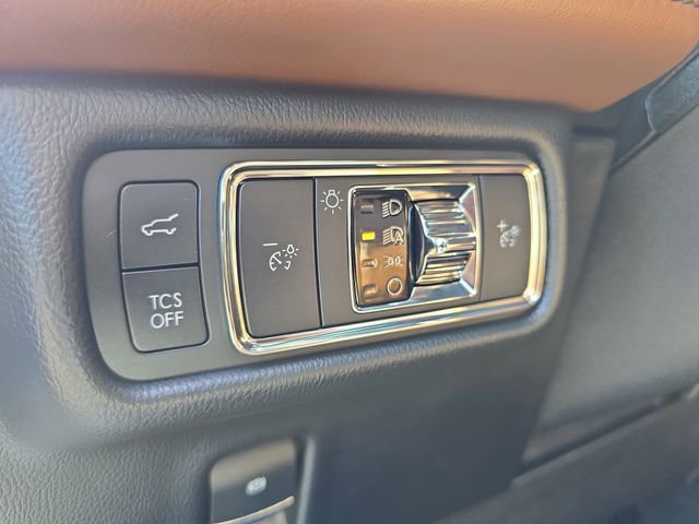 Used 2022 Lincoln Nautilus Reserve FWD image 16