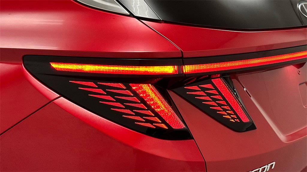 Used 2023 Hyundai Tucson Limited image 25