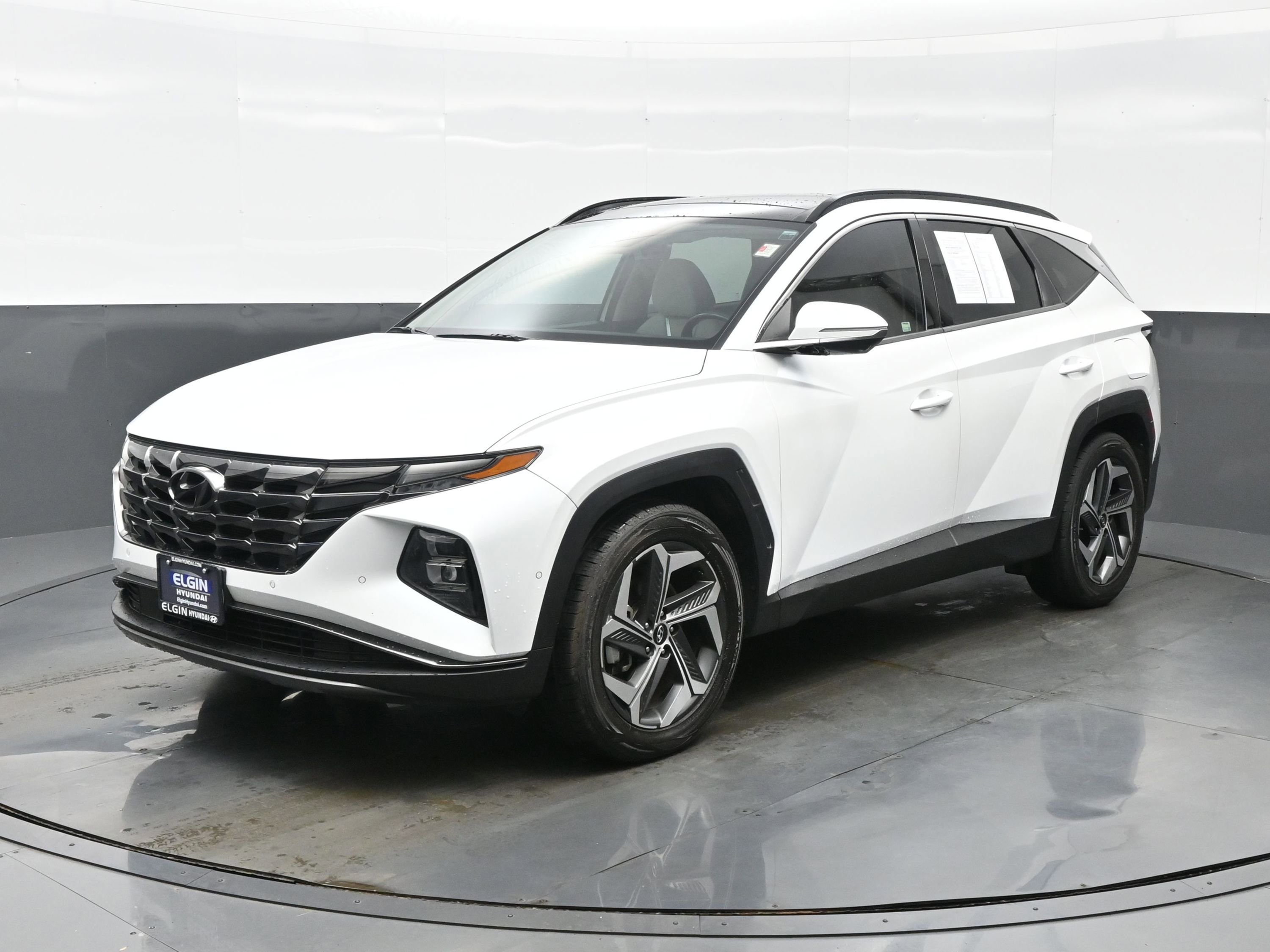Certified 2022 Hyundai Tucson Limited FWD image 2