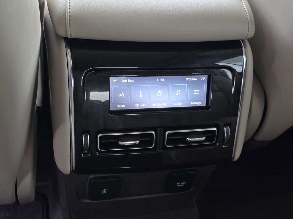 Used 2022 Lincoln Aviator Grand Touring w/ Elements Package Plus image 12