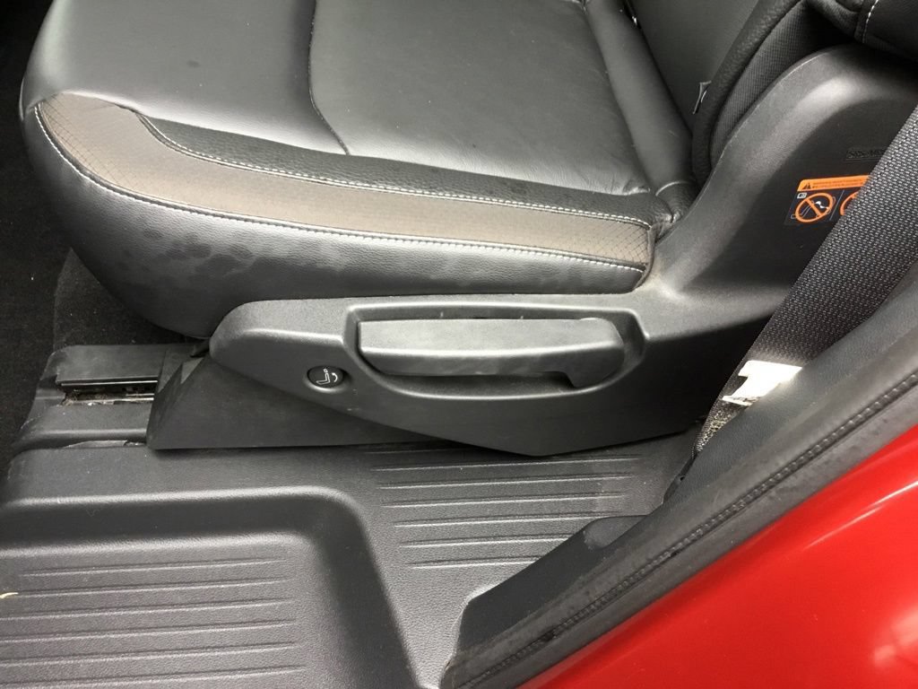 Used 2023 Nissan Pathfinder SL AWD/4WD image 28