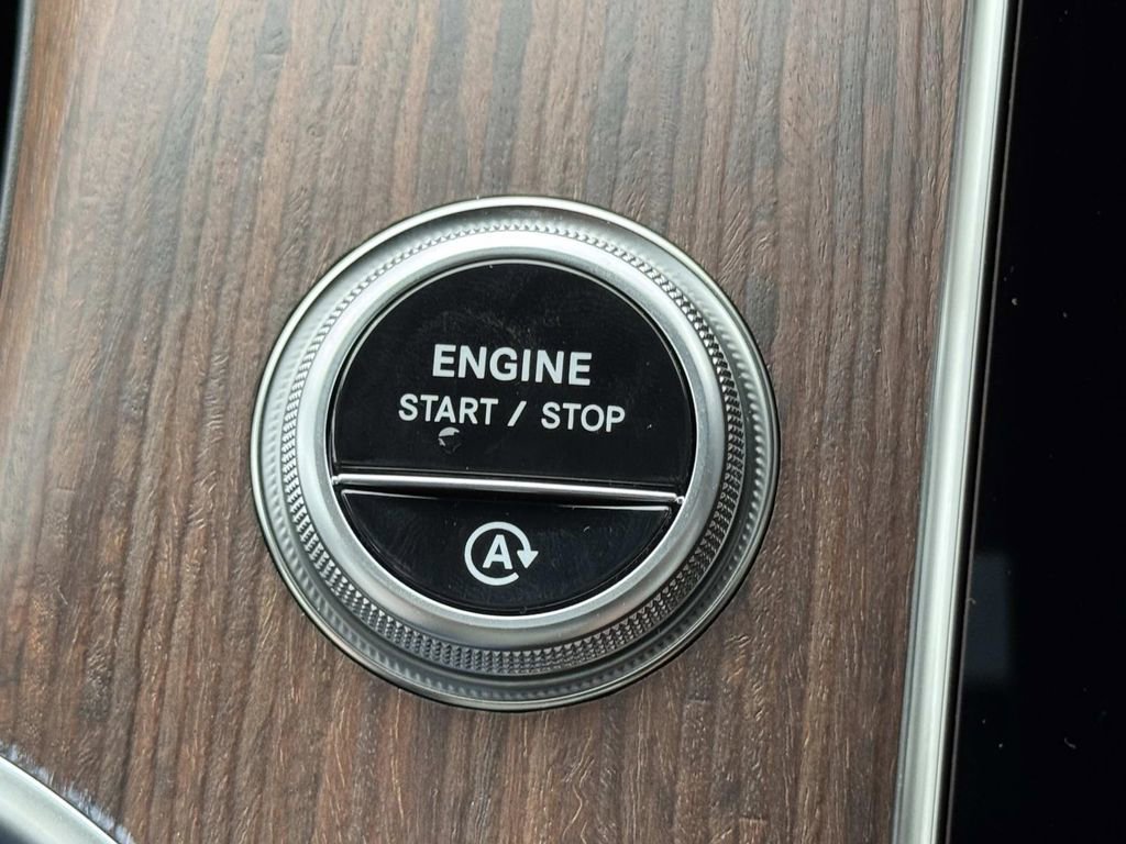 Certified 2025 Mercedes-Benz GLC 300 4MATIC image 23