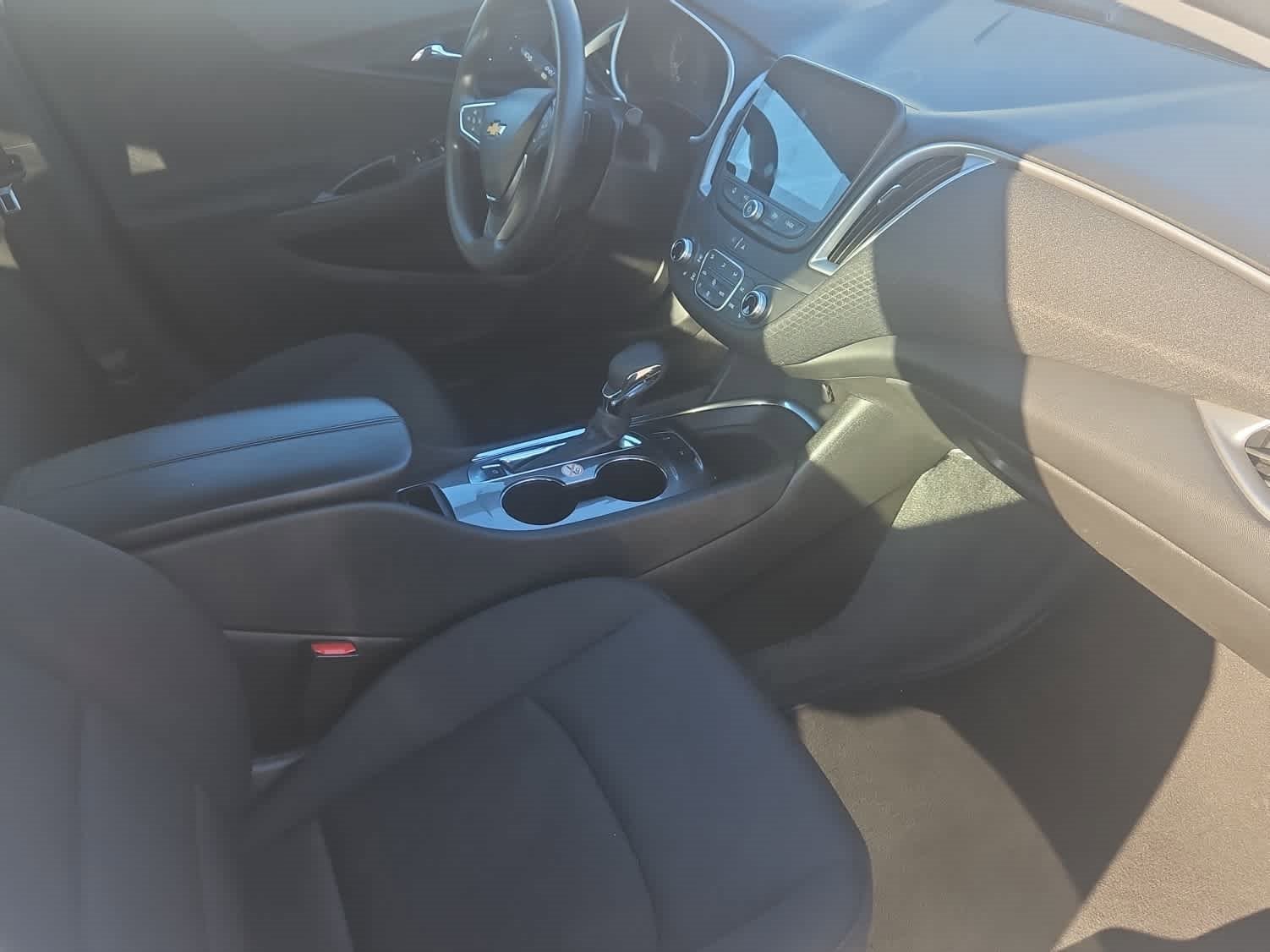 Used 2024 Chevrolet Malibu LT image 14