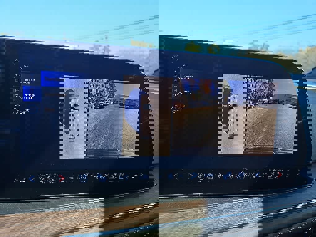 New 2026 Chevrolet Suburban Premier image 16