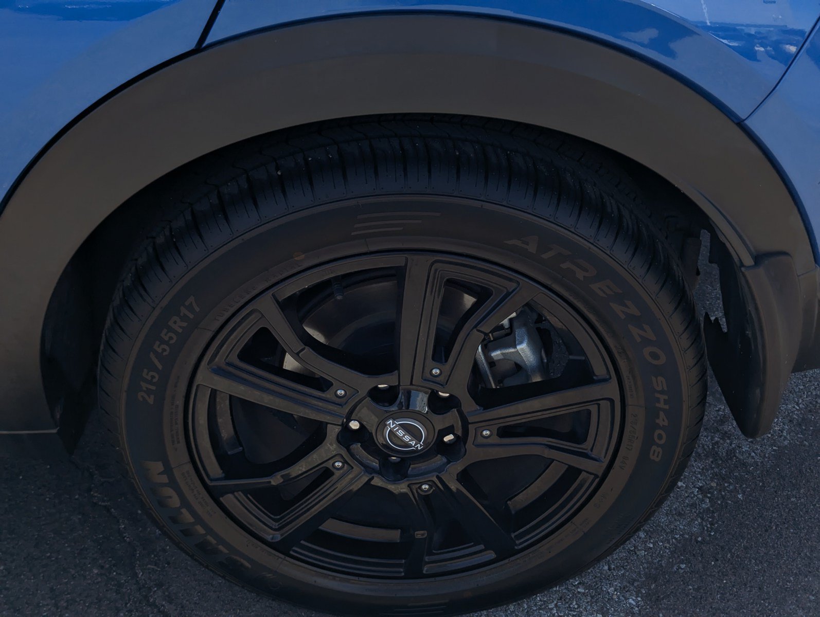 Used 2023 Nissan Kicks SR FWD image 7