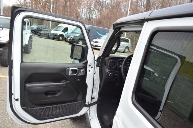 Used 2025 Jeep Wrangler Unlimited Rubicon image 12