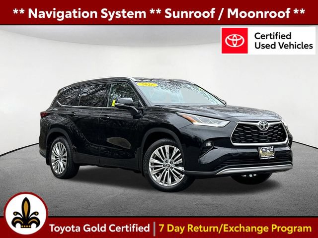 Certified 2025 Toyota Highlander Platinum AWD/4WD image 1