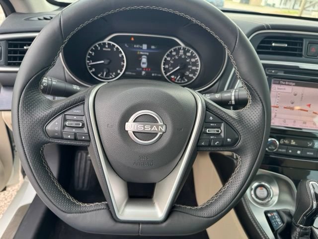 Used 2023 Nissan Maxima Platinum w/ Sport Mat Group FWD image 16