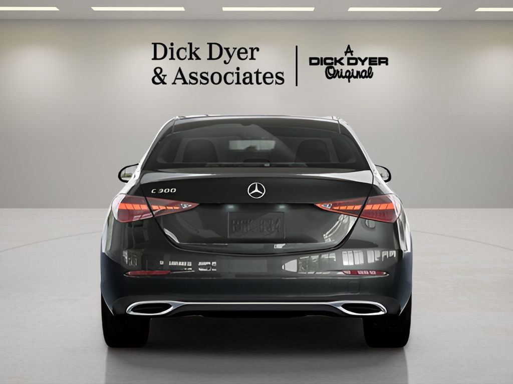 Used 2025 Mercedes-Benz C 300 Sedan image 5
