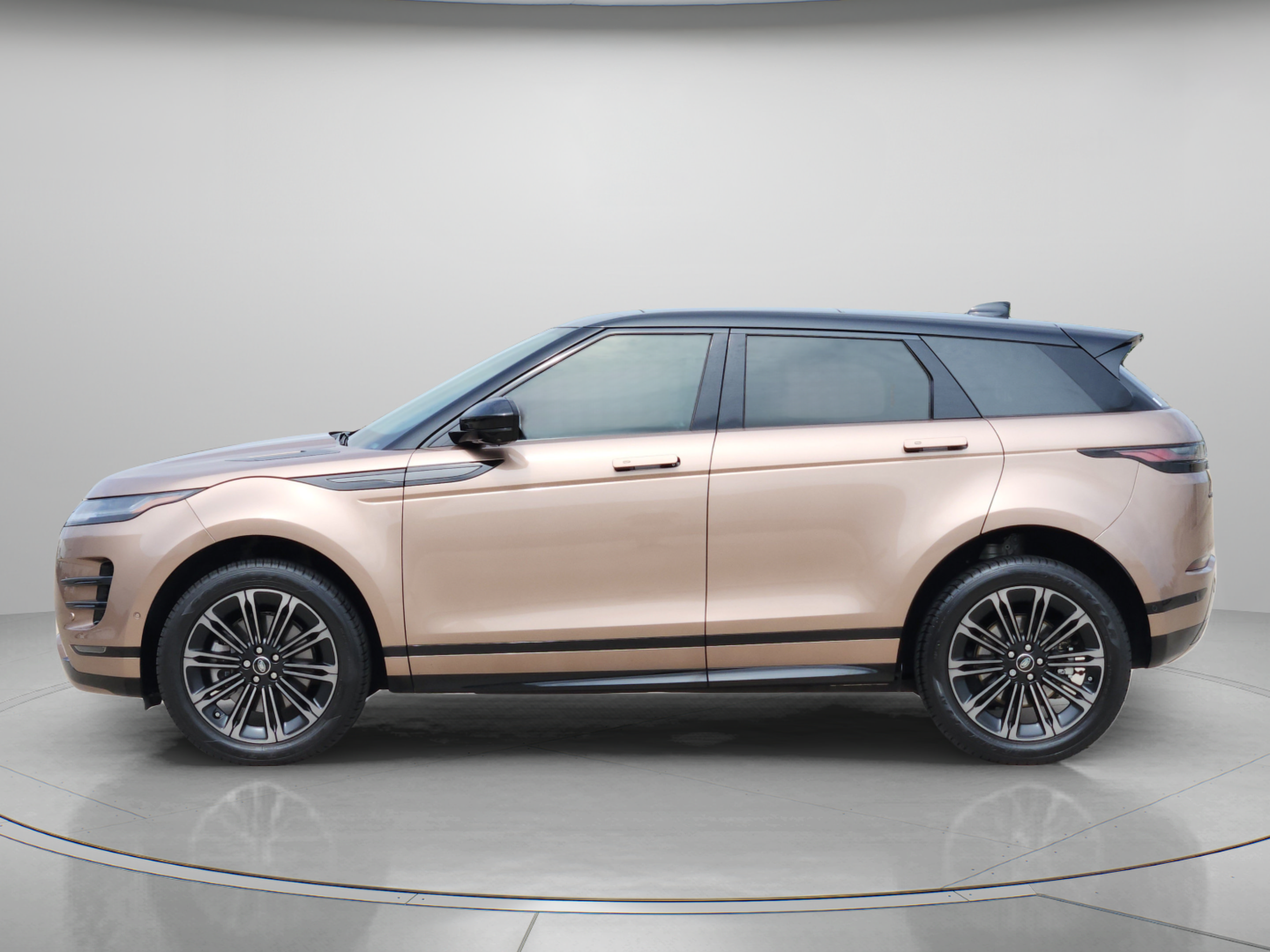 Certified 2026 Land Rover Range Rover Evoque Dynamic SE AWD/4WD video 2