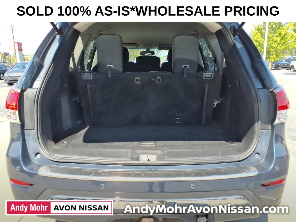 Used 2015 Nissan Pathfinder SV w/ Trailer Tow Package FWD image 9