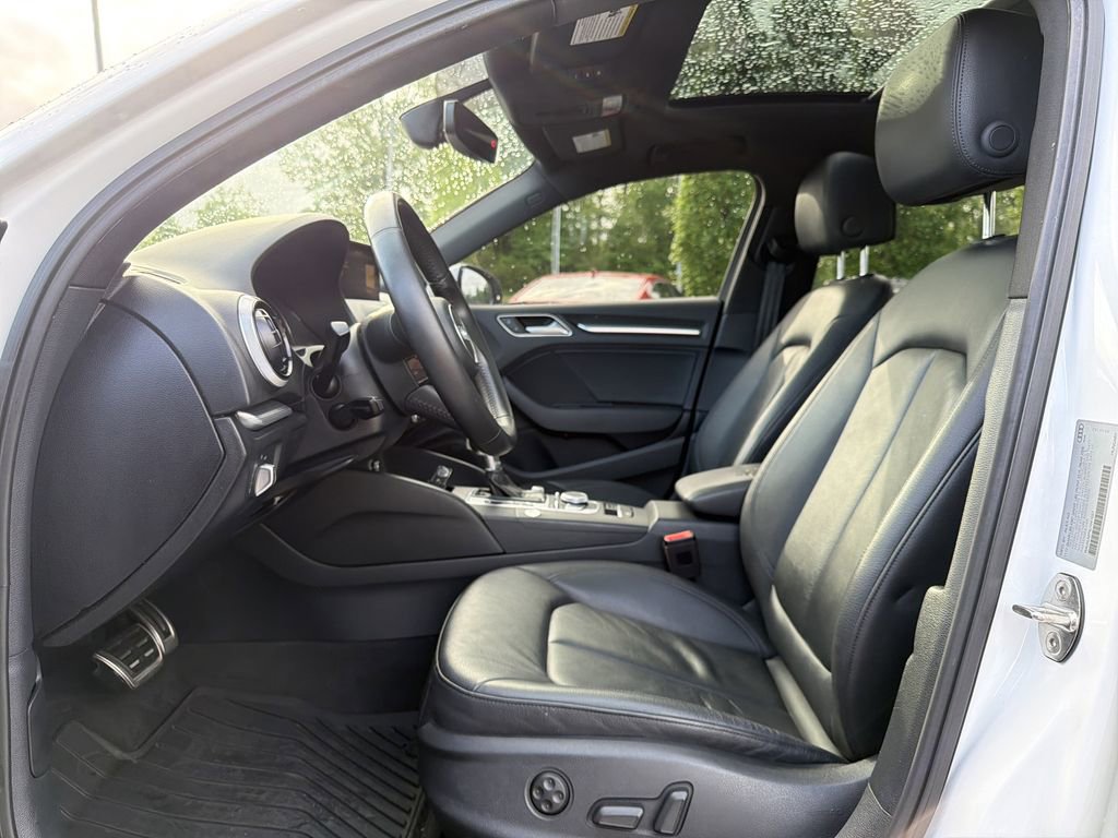 Used 2018 Audi A3 2.0T Premium Plus w/ Premium Plus Package image 11