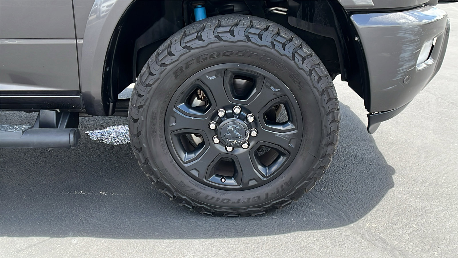 Used 2018 RAM 2500 Laramie w/ Sport Appearance Group AWD/4WD image 10
