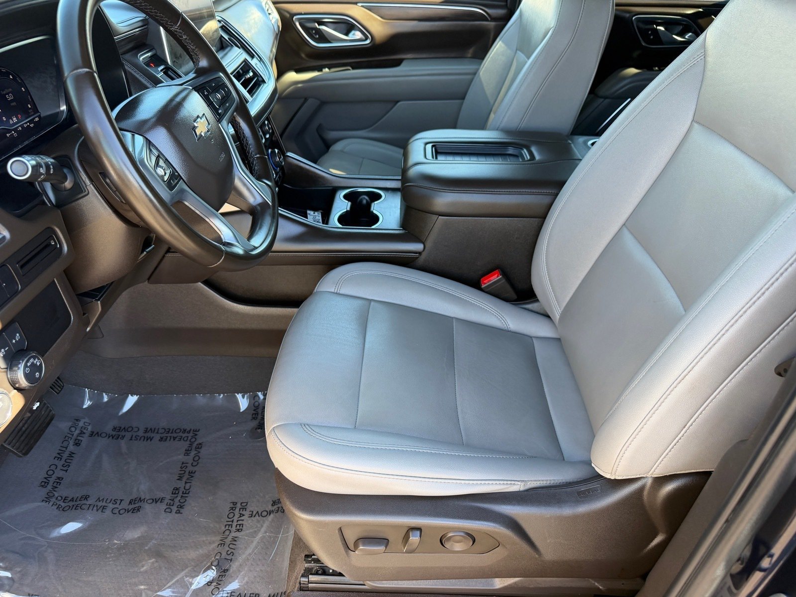 Used 2024 Chevrolet Tahoe LT AWD/4WD image 17
