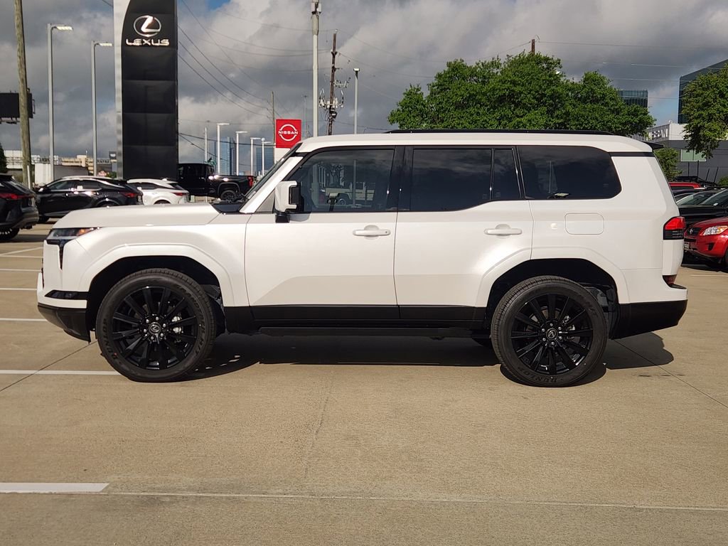 Used 2024 Lexus GX 550 w/ Accessory Package (Z1) image 4