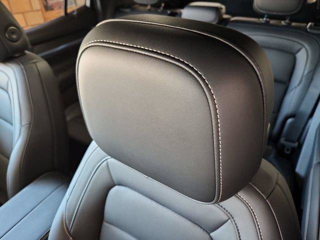 New 2027 GMC Terrain Elevation w/ Elevation Premium Package AWD/4WD image 11