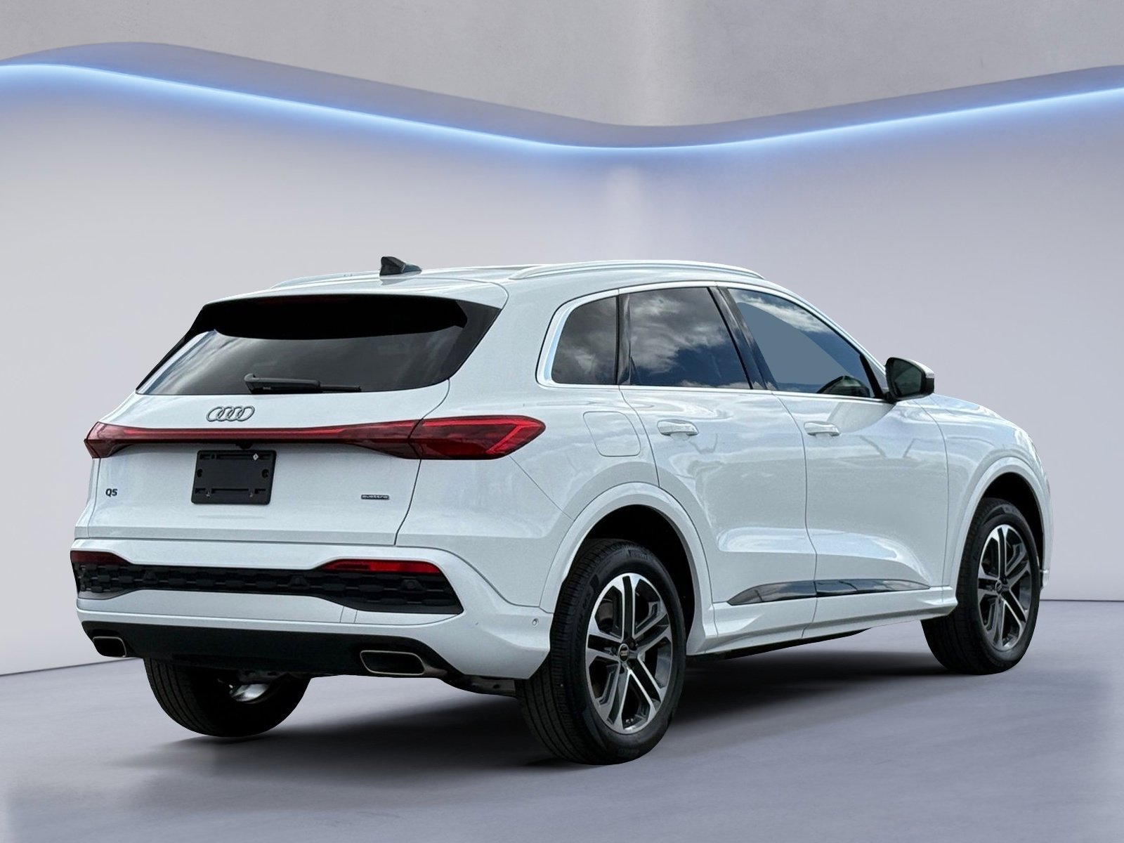 Used 2025 Audi Q5 Premium Plus w/ Premium Plus image 5