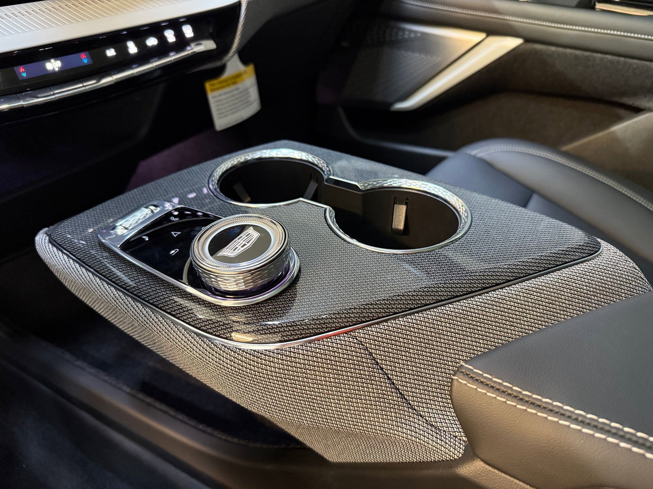 New 2026 Cadillac Optiq Sport 1 image 35