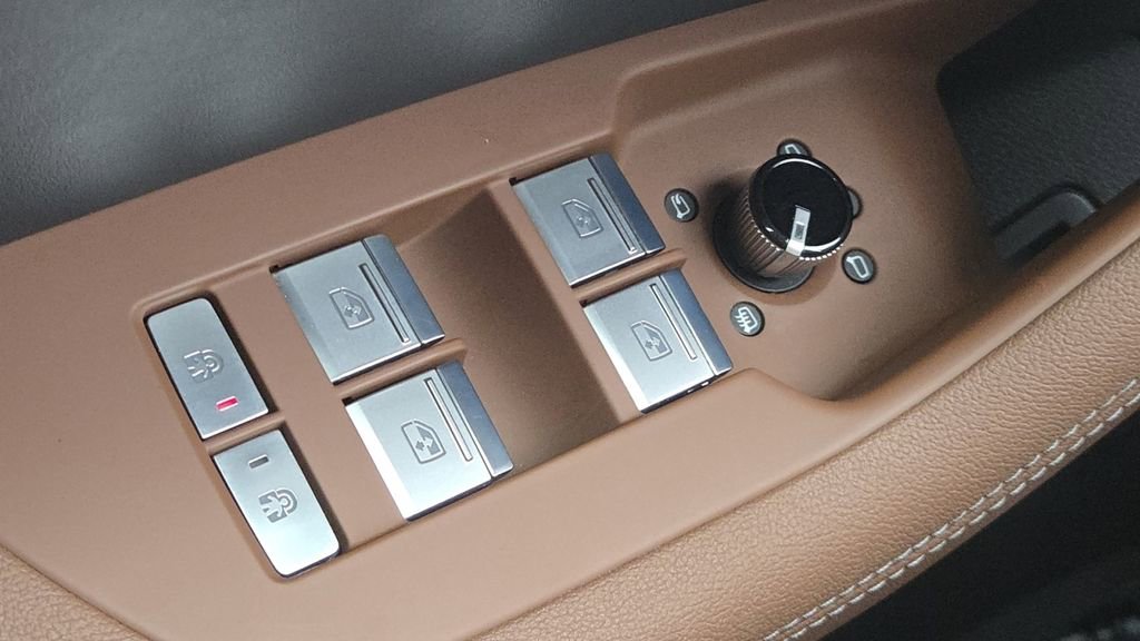 Used 2022 Audi A6 3.0T Premium Plus image 16