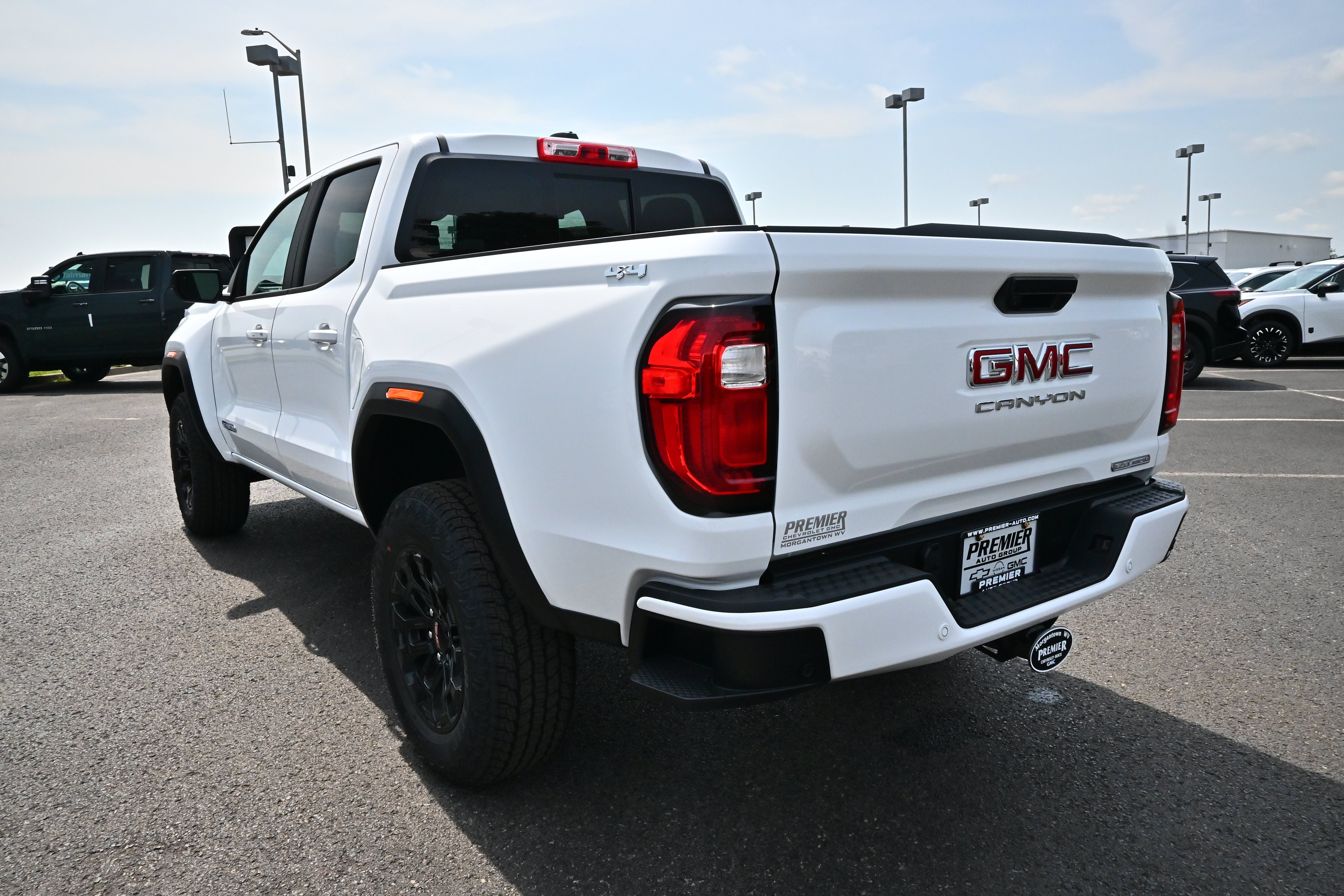 New 2026 GMC Canyon Elevation w/ Convenience Package AWD/4WD image 8