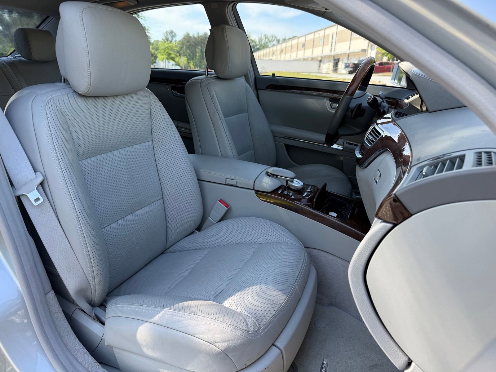 Used 2010 Mercedes-Benz S 550 image 38