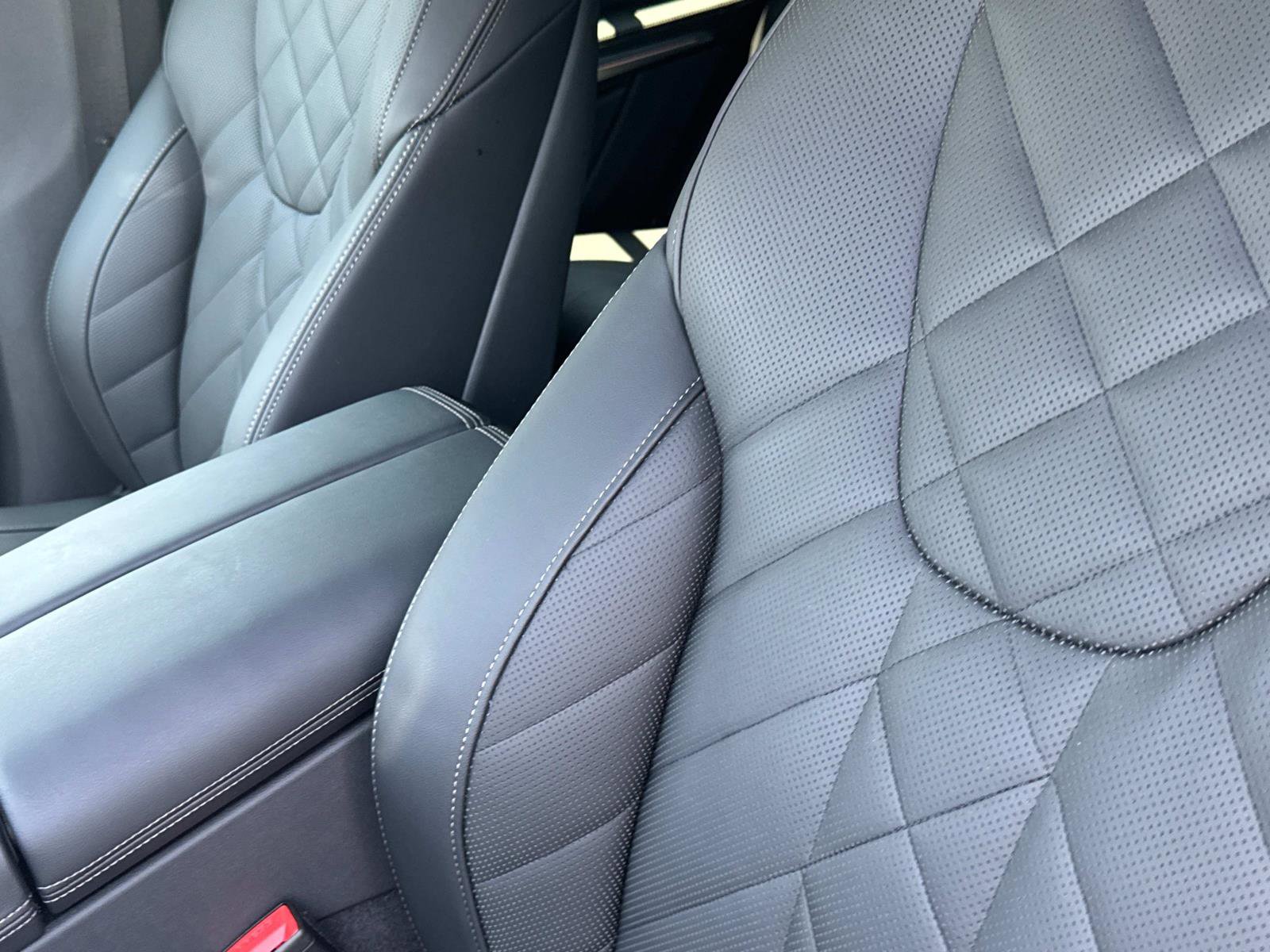 Certified 2025 BMW X5 xDrive40i w/ M Sport Package image 19