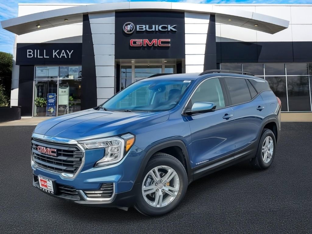 Used 2024 GMC Terrain SLE w/ Driver Convenience Package image 1