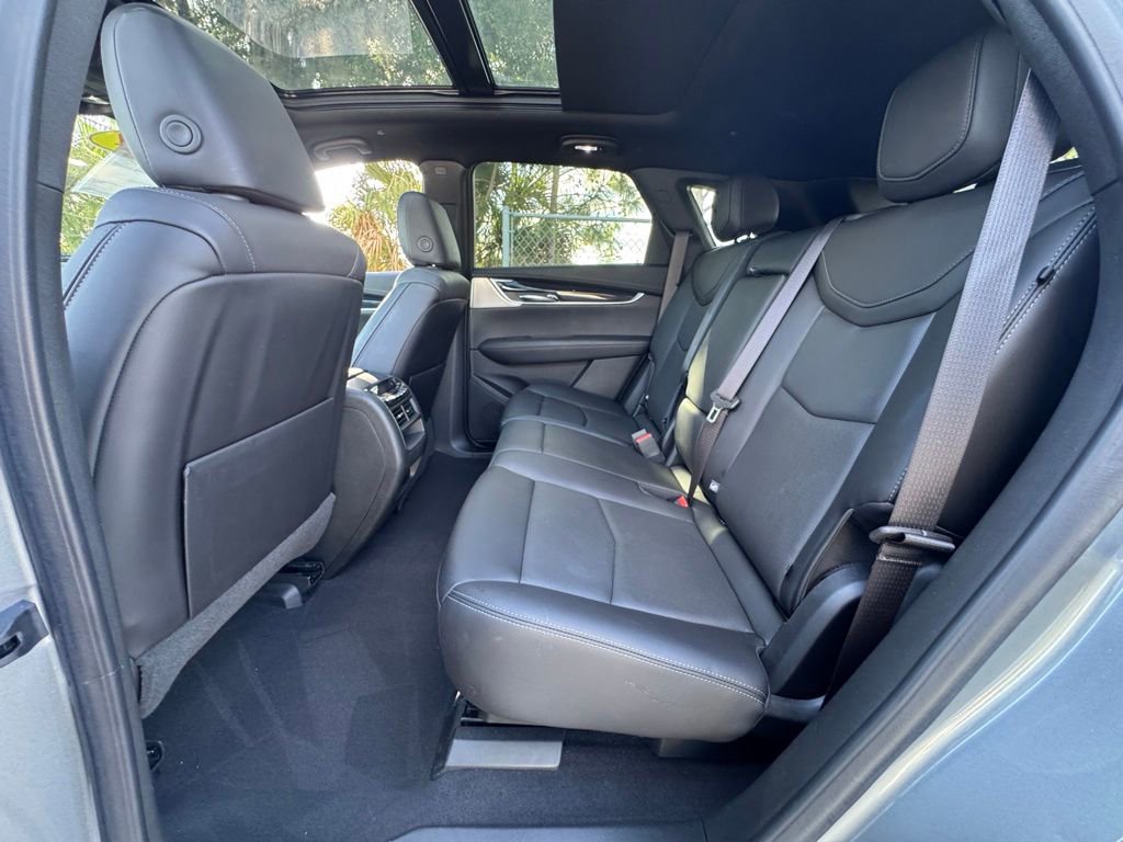Used 2024 Cadillac XT5 Premium Luxury image 18