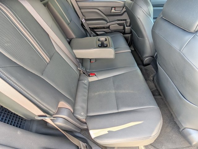 Used 2026 Toyota 4Runner Limited w/ Tow Technology Package AWD/4WD image 14