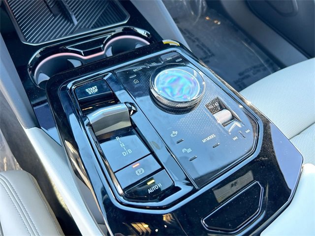 New 2025 BMW i5 eDrive40i w/ Premium Package image 22
