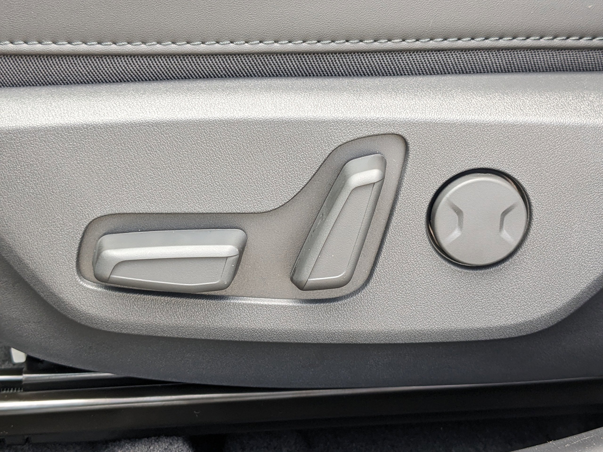 New 2025 Kia Niro Wind image 24