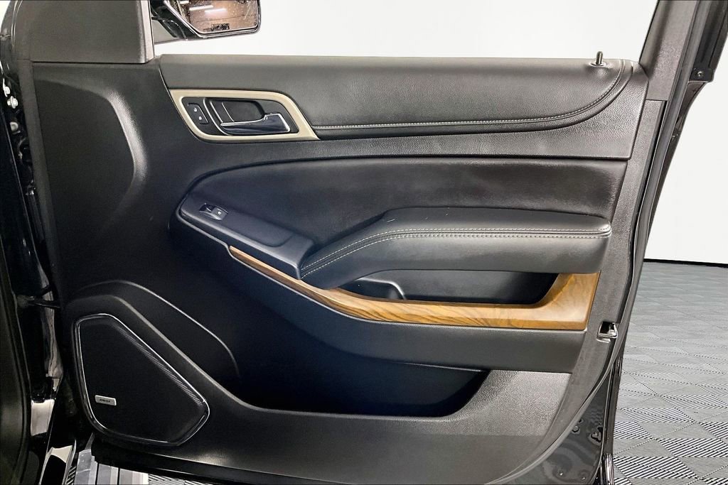Certified 2019 GMC Yukon Denali w/ Denali Ultimate Package AWD/4WD image 28