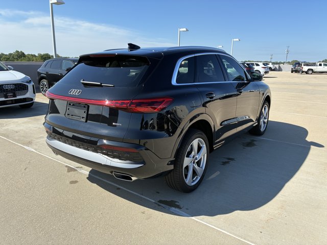Used 2025 Audi Q5 Premium w/ Premium Plus AWD/4WD image 5