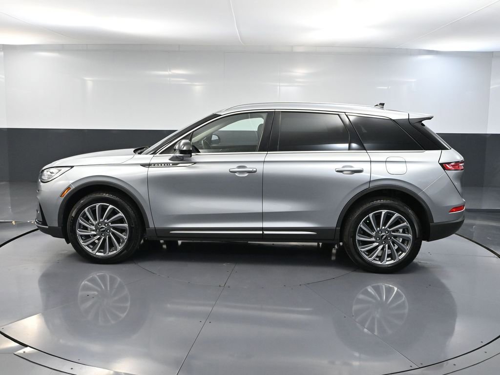 Used 2024 Lincoln Corsair Reserve image 8