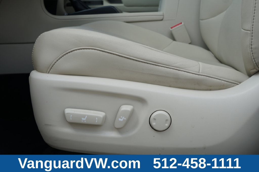 Used 2023 Lexus GX 460 Premium w/ Premium Package AWD/4WD image 19