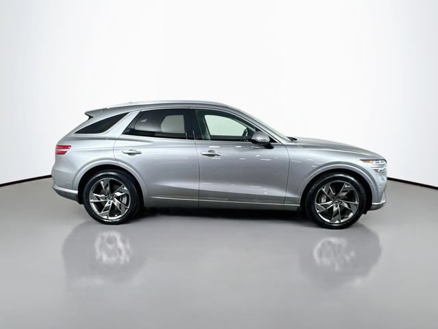 Used 2023 Genesis Electrified GV70 AWD/4WD image 9