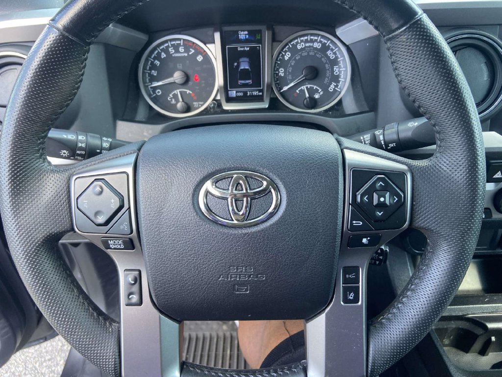 Used 2023 Toyota Tacoma SR5 RWD image 32